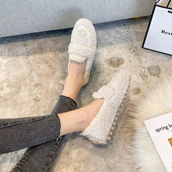 Women's Moccasins with Fur