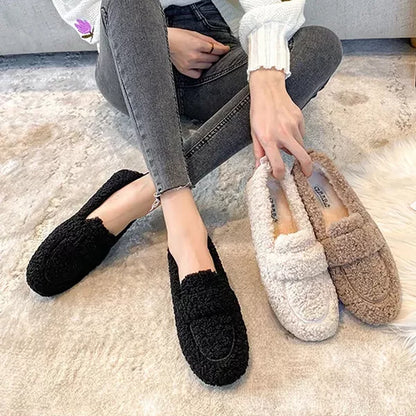 Women's Moccasins with Fur
